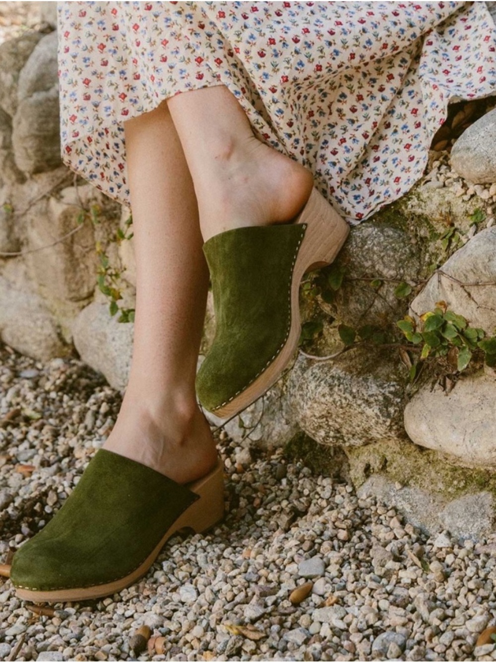 Doen | NWT Anouk Clog in Olive Suede 40